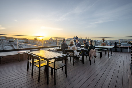 Infinity Hotel San Francisco - Dine With The Sunset View 