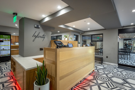 Infinity Hotel San Francisco - Reception Area