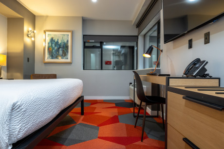 Infinity Hotel San Francisco - Guest Room With Amenities (Desk, Chair, Telephone)